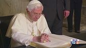 "Un dono per il mondo" Addio a Benedetto XVI