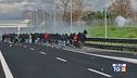 Follia ultras sull'autostrada