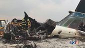 Nepal, disastro aereo: 68 vittime e 4 dispersi