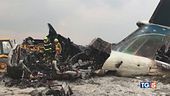 Nepal, disastro aereo: 68 vittime e 4 dispersi