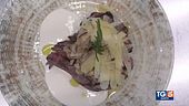 Tagliata su fonduta al formaggio Grün Alpe, con scaglie di stravecchio Grün Alpe e funghi porcini