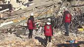 Sisma, 17mila morti, primi aiuti alla Siria
