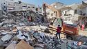 Terremoto, 23mila morti "Soccorsi troppo lenti"