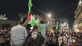 13 ostaggi liberati e regge la tregua