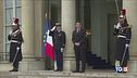 Macron salvo per 9 voti. Trump rischia l'arresto