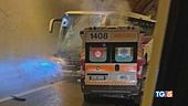 Scontro tra bus e ambulanza, 4 morti