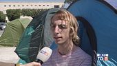 Senza casa per studiare, universitari in tenda