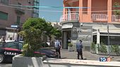 Al bar per un gelato spari su una famiglia