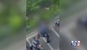 Lite trans e vigili fermata a manganellate
