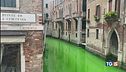 Venezia, acqua verde nel giorno della Vogalonga