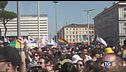 La piazza del gay pride tra diritti e polemiche