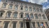 Il mondo della politica si ferma per Silvio Berlusconi