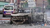 Francia in fiamme tra arresti e coprifuoco