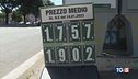 Benzina, prezzi medi esposti anti-rincari