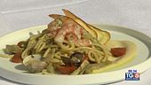 Spaghetti con gamberi e vongole