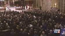 L'applauso del Duomo di Milano per Silvio Berlusconi