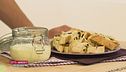 Tozzetti alle prugne secche e crema inglese aromatizzata