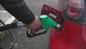 Embargo, rischio caro-carburanti
