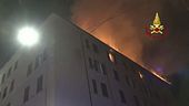 Incendio a Genova, novanta in salvo