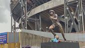 Maradona, scontro anche sulla statua
