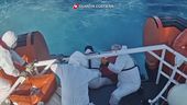 Sbarchi record, duemila in un giorno