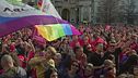 In piazza le Famiglie Arcobaleno