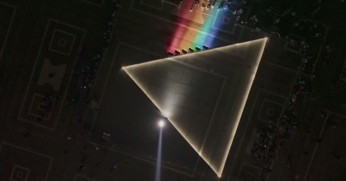 Studio Aperto: Pink Floyd, 50 anni di un capolavoro Video | Mediaset ...