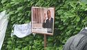 Ad Arcore i saluti, gli omaggi e l'affetto per Silvio Berlusconi