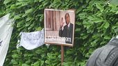 Ad Arcore i saluti, gli omaggi e l'affetto per Silvio Berlusconi