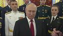 Putin si salva tra molti misteri