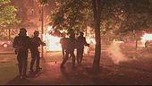 Notte di fuoco nelle banlieue