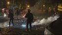 Francia, terza notte di violenze