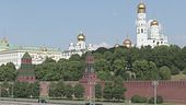 La Russia attacca e minaccia