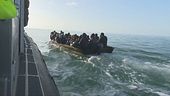 I pirati assaltano i migranti