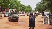 Polveriera Niger, Mosca si sfila