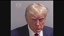 Donald Trump arrestato e schedato