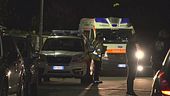 Litiga e uccide madre e fratello