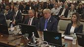 Riecco Trump, comizio in tribunale
