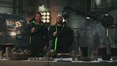 John Travolta e Gerard Butler protagonisti di un nuovo spot