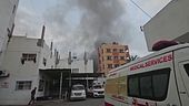 Gaza, bombe anche sui profughi