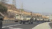 Il mondo preme, Israele frena