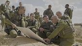 Bombe su Gaza, razzi su Tel Aviv