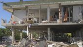 Crolla palazzina, 6 migranti gravi