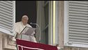 Papa Francesco: "Il Natale non è consumismo"