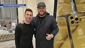 Messi, regalo ai compagni