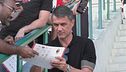 I milanisti non dimenticano: "Dispiaciuti per Maldini"