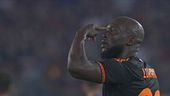L'accoglienza per Lukaku: 30mila fischietti a San Siro