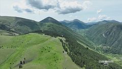 Una gara in mountain bike nel Parco nazionale d'Abruzzo
