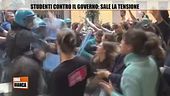Studenti contro il governo: sale la tensione