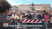 Silvio Berlusconi, il lungo applauso della sua gente